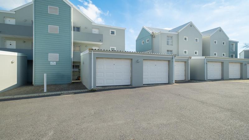 3 Bedroom Property for Sale in Burgundy Estate Western Cape
